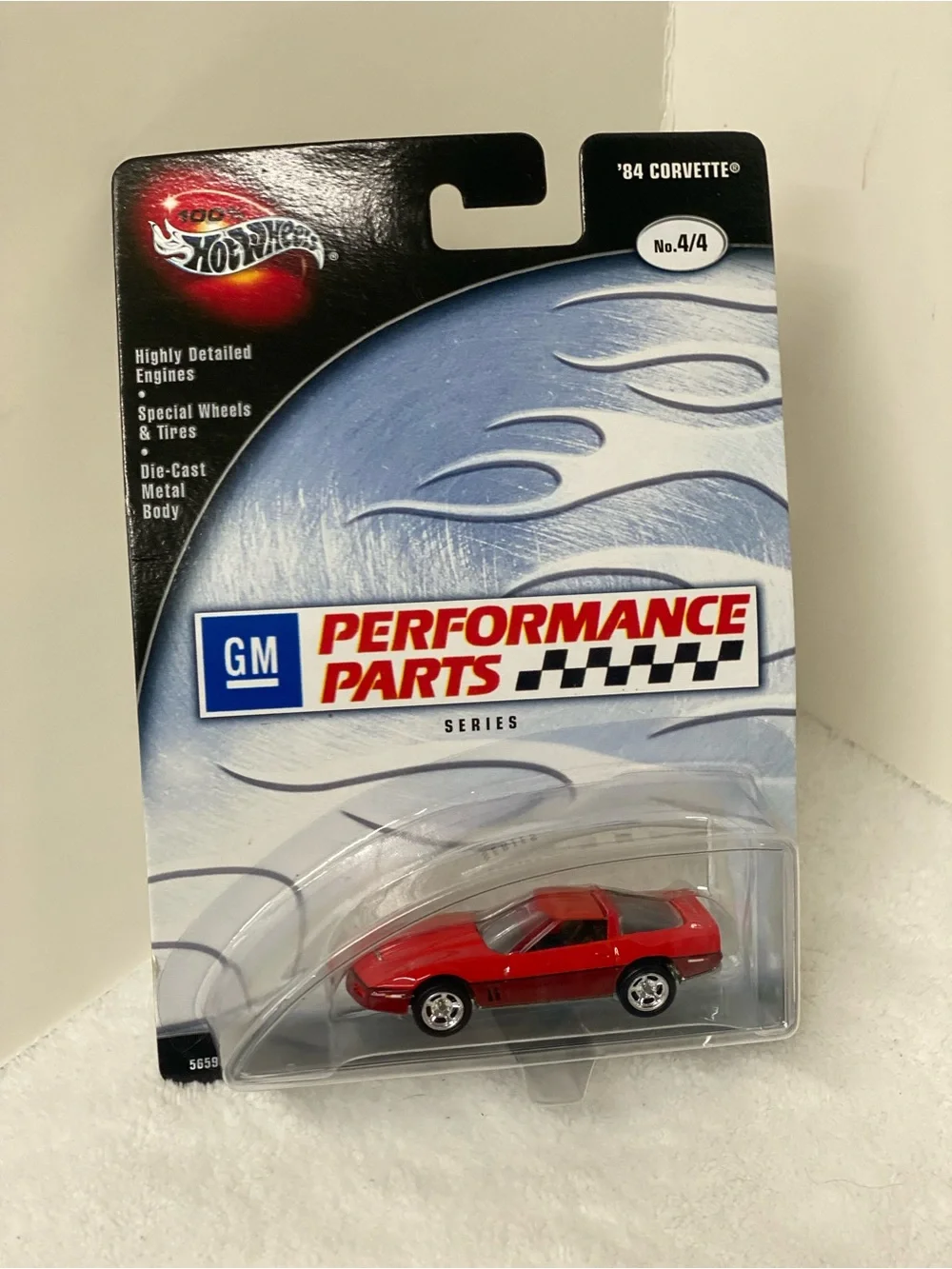 Hot Wheels 100% GM Performance Parts4/4 Red 1984 Chevy Corvette New in Package
